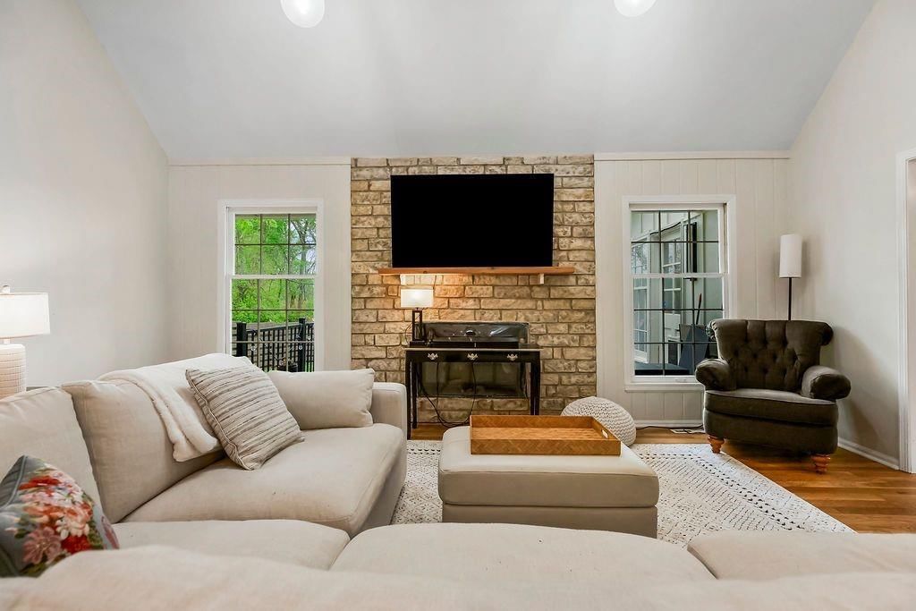 12925 Cherry Street — photo 9