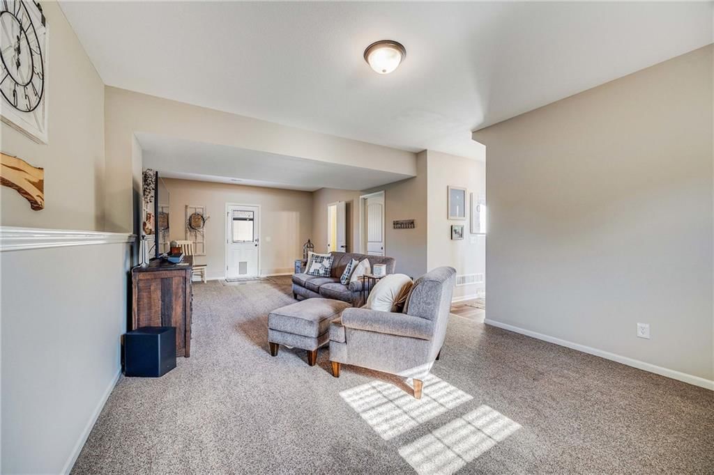 10015 N Wallace Avenue — photo 33