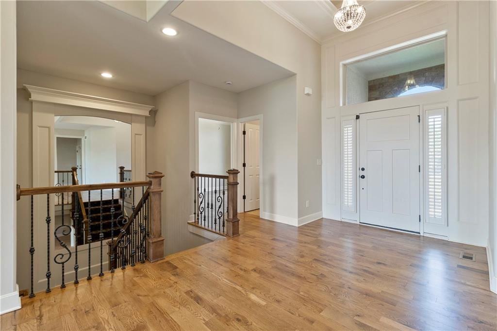 22414 W 61st Street — photo 6
