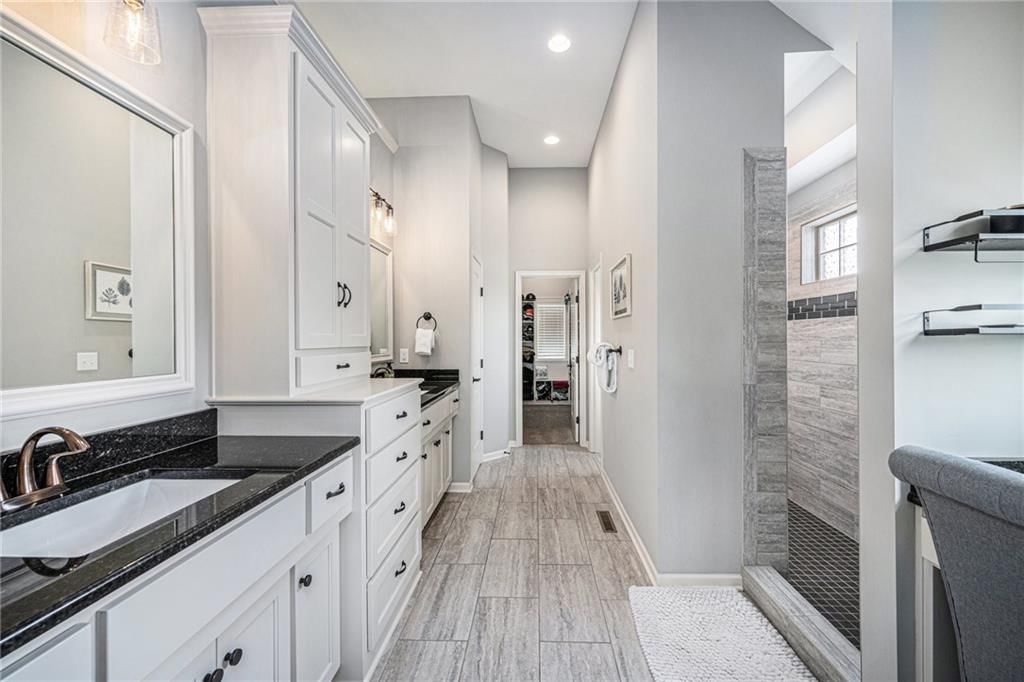 17560 Smith's Mill Road — photo 24