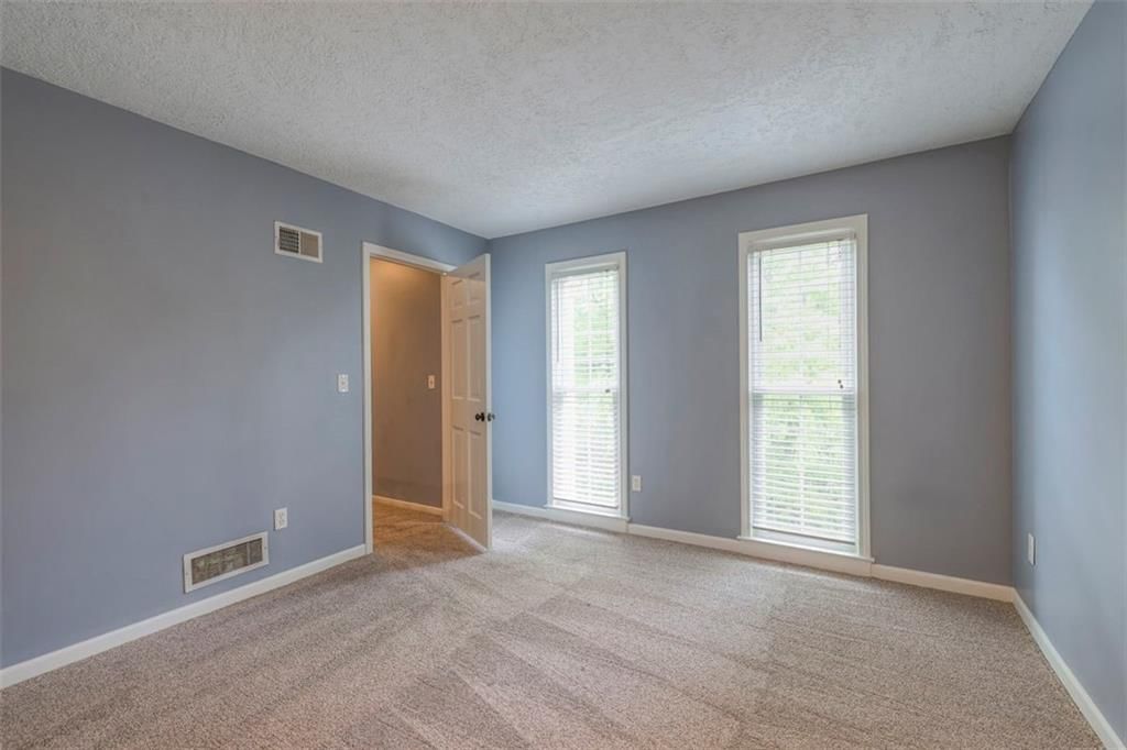 16045 Kenneth Road — photo 29