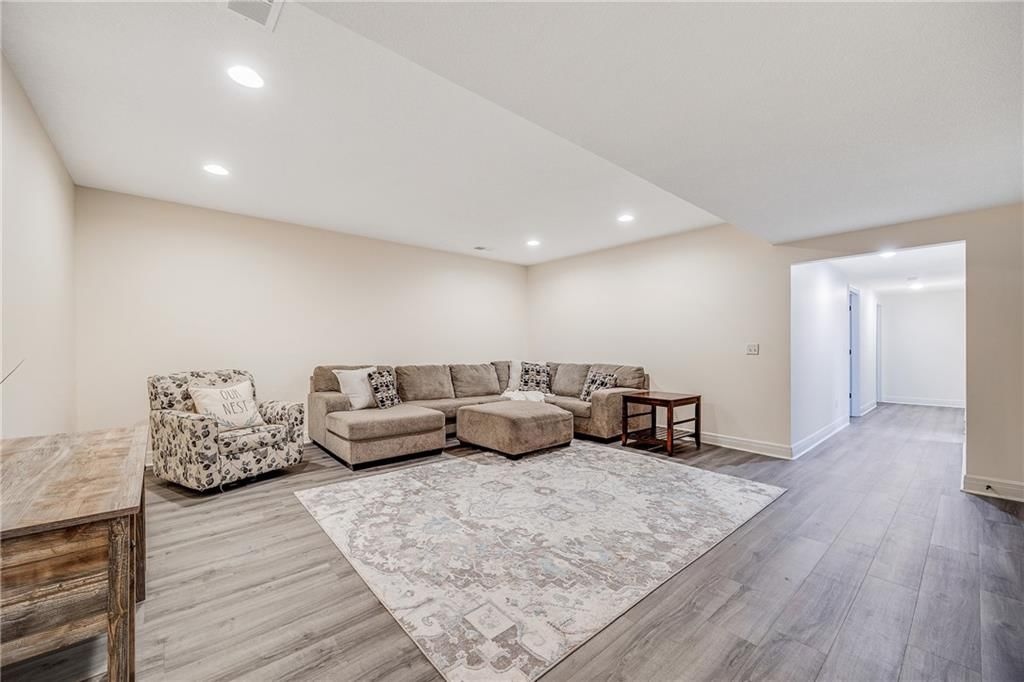 1400 NW Red Oak Court — photo 21