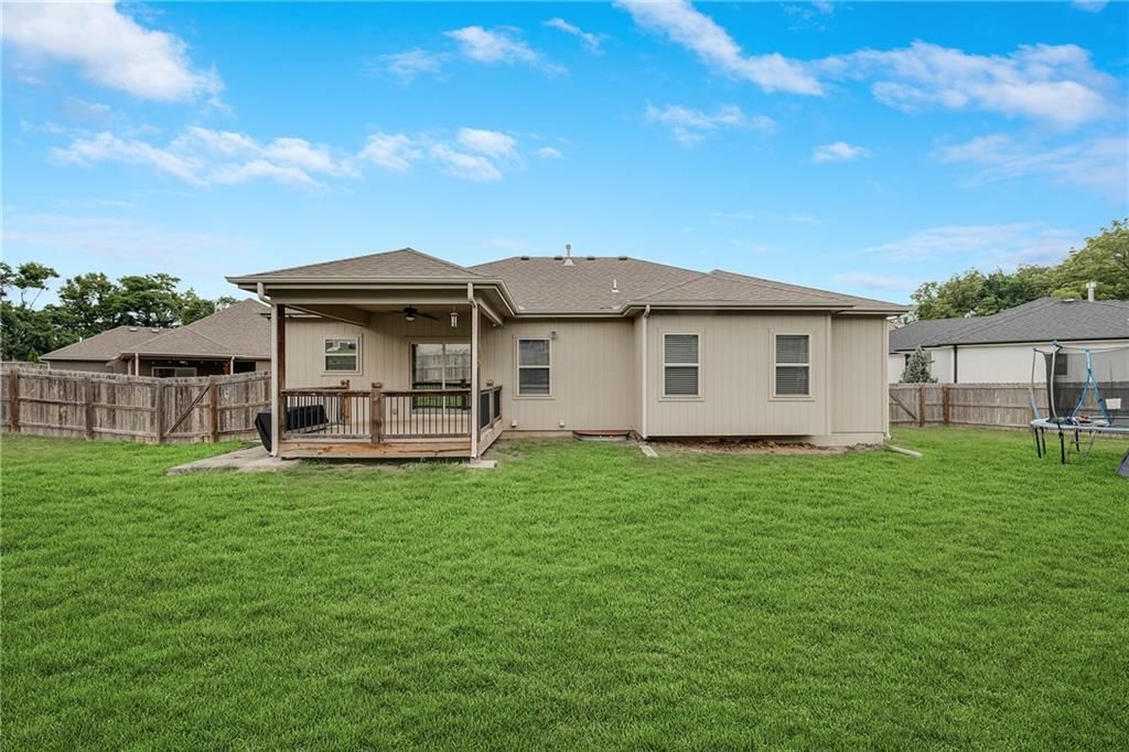 1400 NW Red Oak Court — photo 29