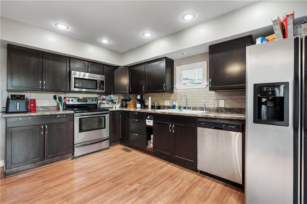 343 E Market Street — photo 10