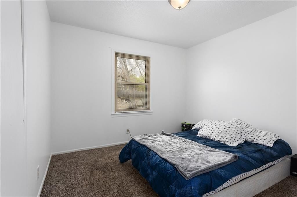 402 Hithergreen Drive — photo 12