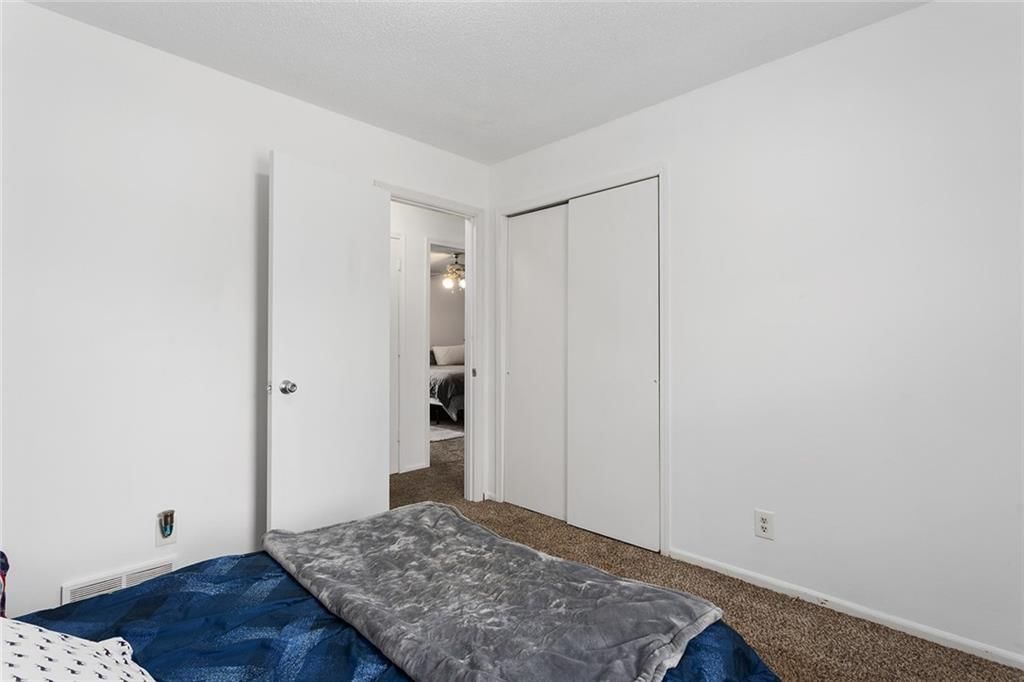 402 Hithergreen Drive — photo 13