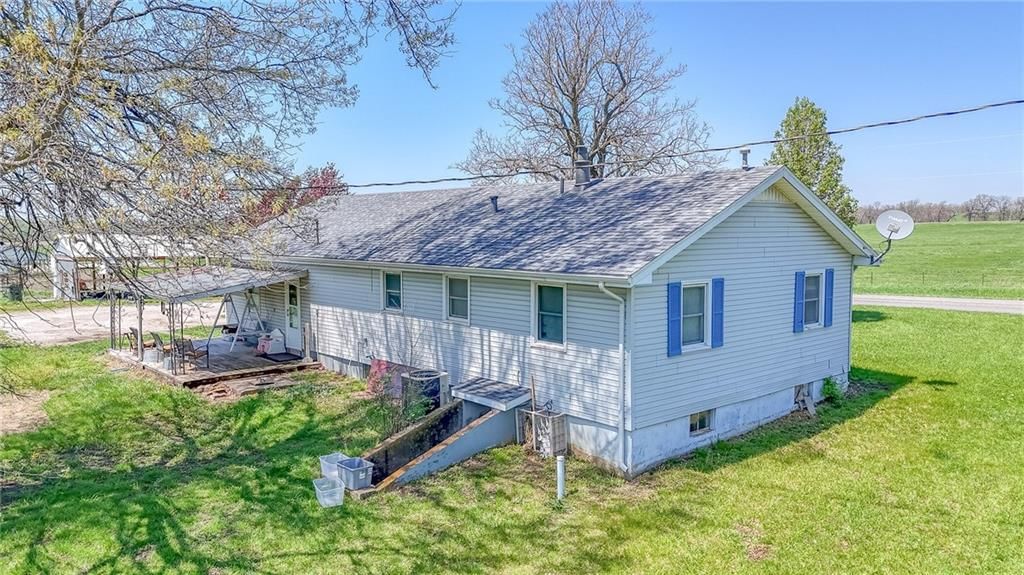 258 SW JJ Highway — photo 4