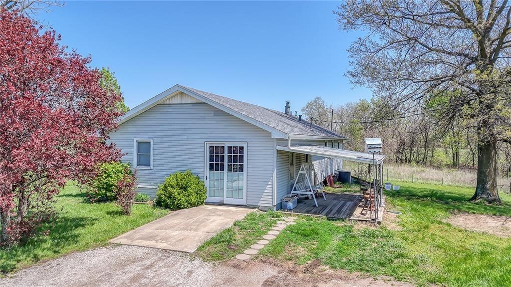 258 SW JJ Highway — photo 36