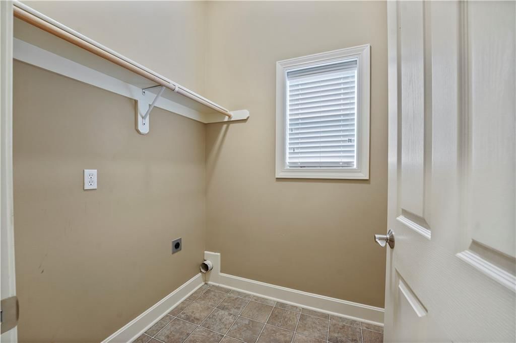 2445 SW Lilly Drive — photo 23