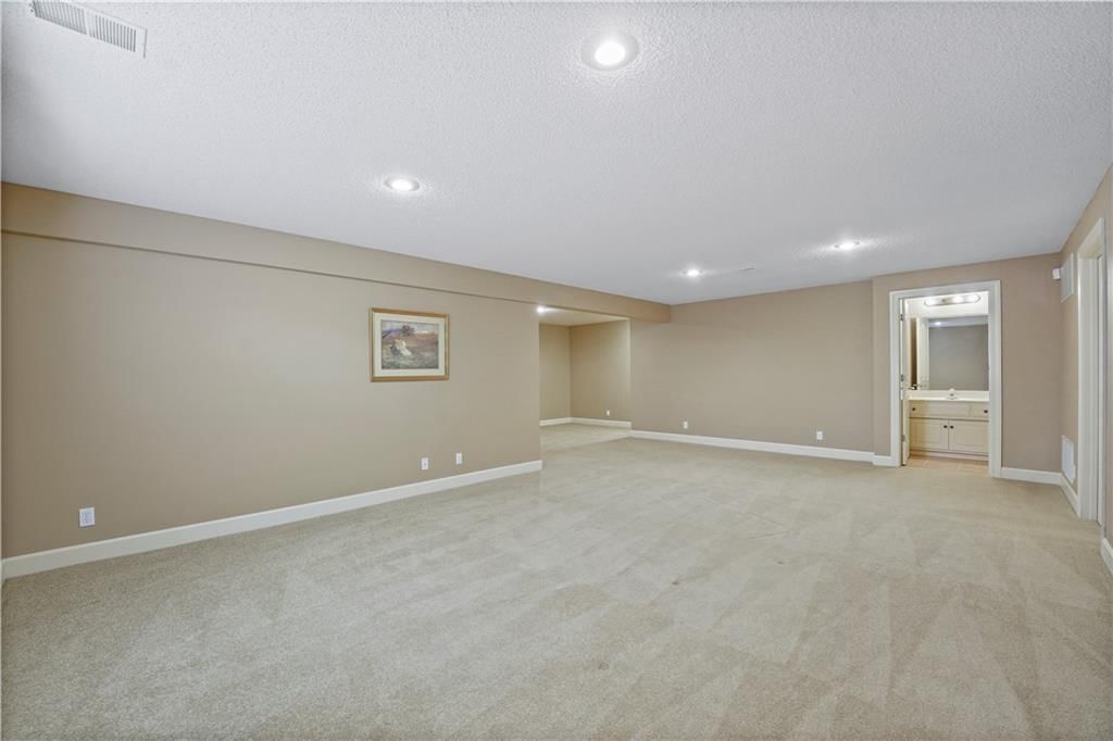 2445 SW Lilly Drive — photo 27