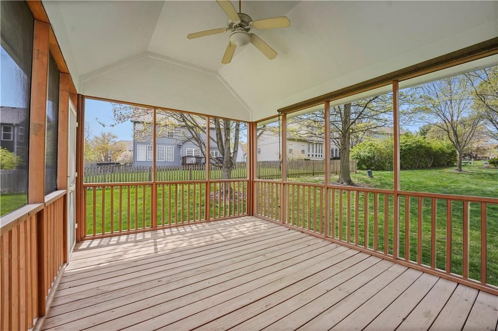 2445 SW Lilly Drive — photo 30