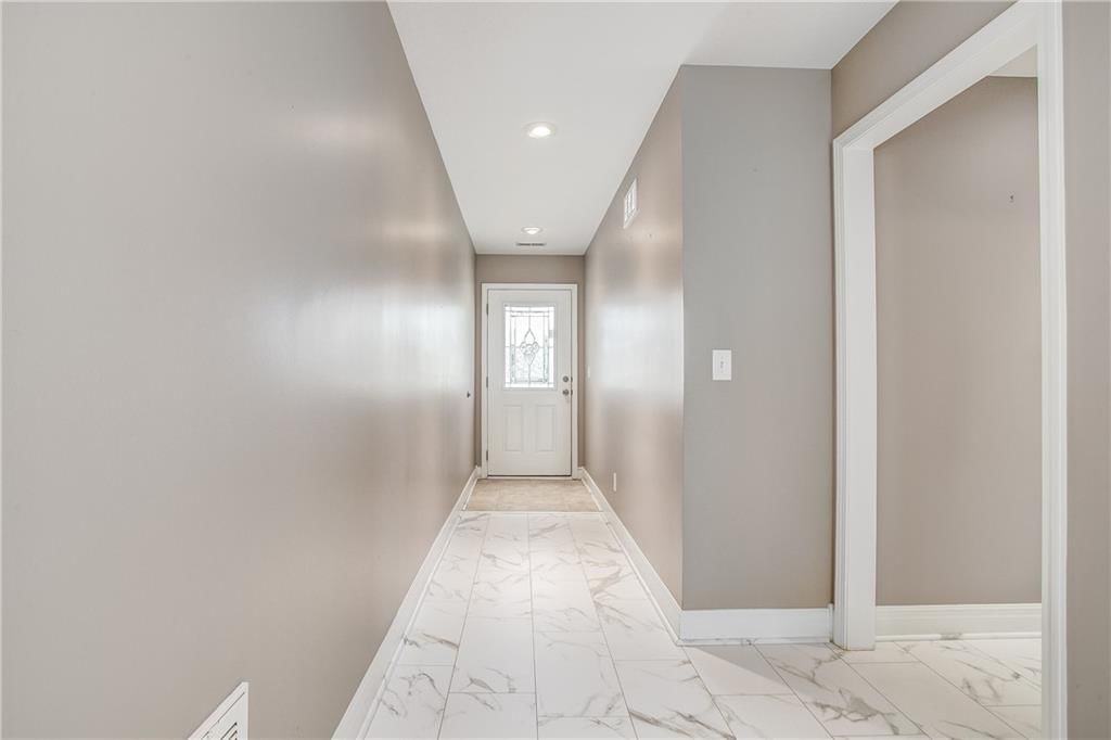 306 E Olive Street — photo 5