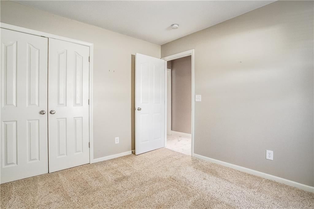 306 E Olive Street — photo 8