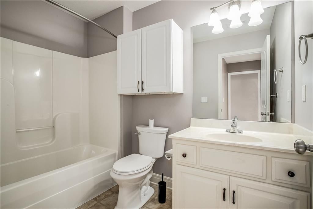 306 E Olive Street — photo 9