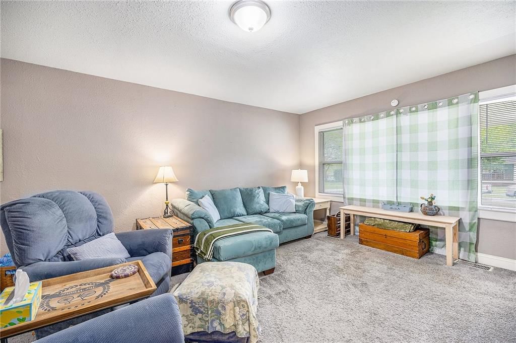 710 W Cedar Street — photo 4