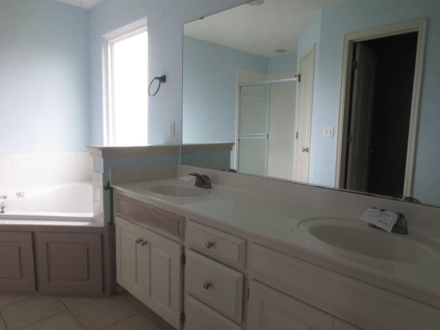 107 N Indian Wells Drive — photo 32