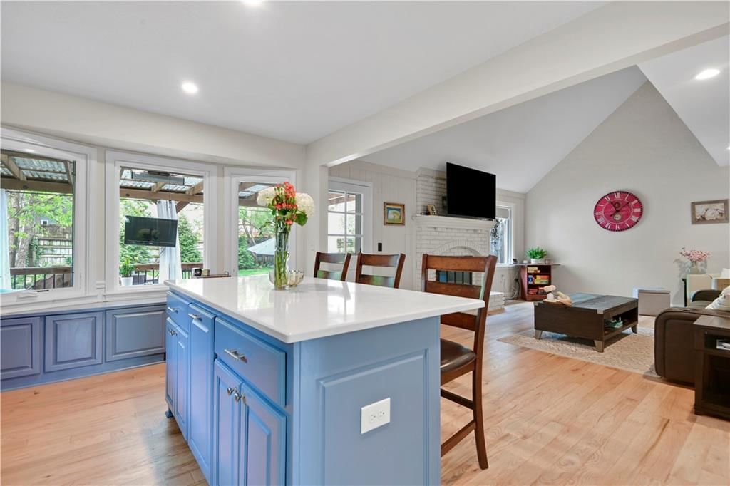 10136 Earnshaw Street — photo 11