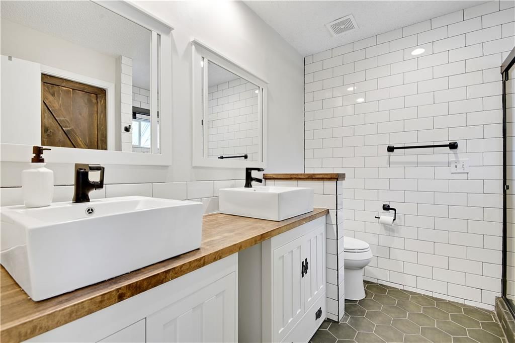 10136 Earnshaw Street — photo 21