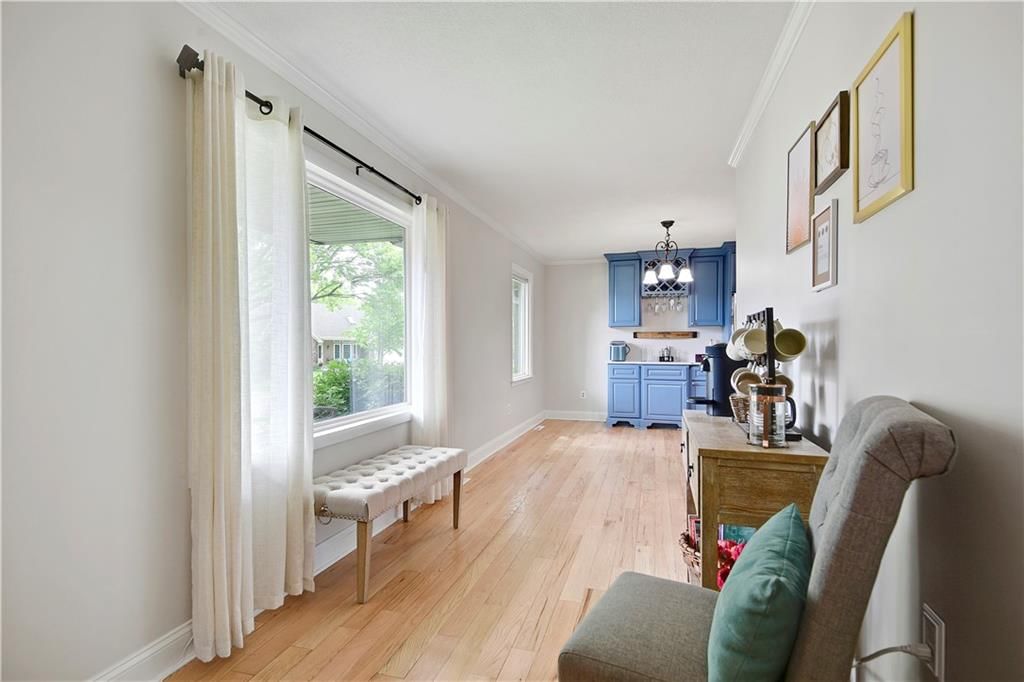 10136 Earnshaw Street — photo 5