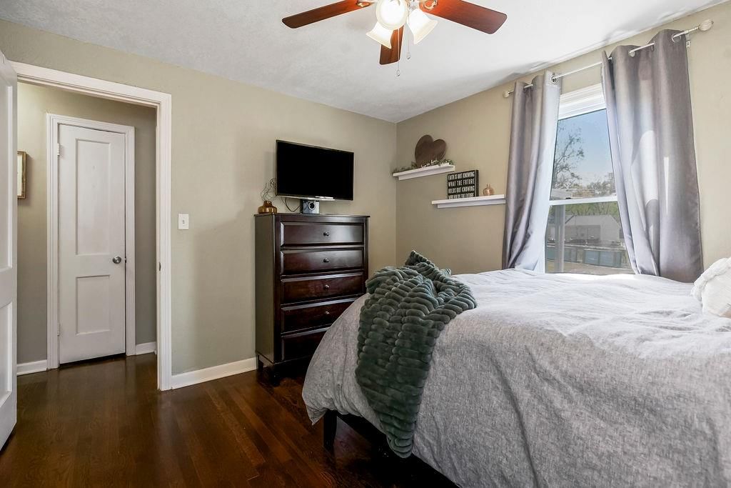 11403 W 67TH Terrace — photo 16