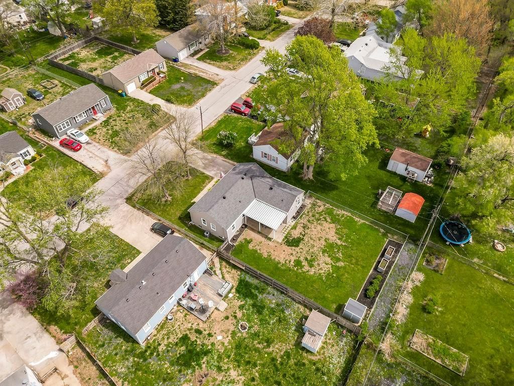 11403 W 67TH Terrace — photo 32
