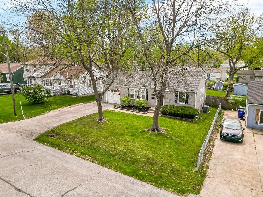 11403 W 67TH Terrace — photo 36