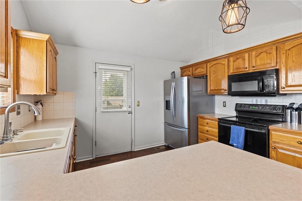 3909 NE 83rd Street — photo 12