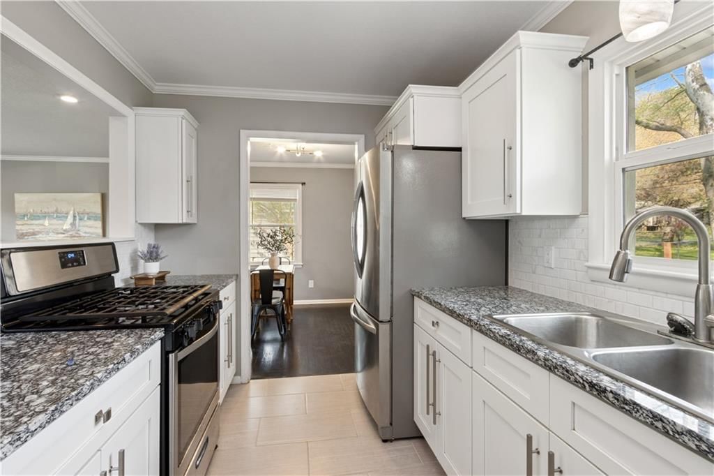 12110 W 68th Terrace — photo 7