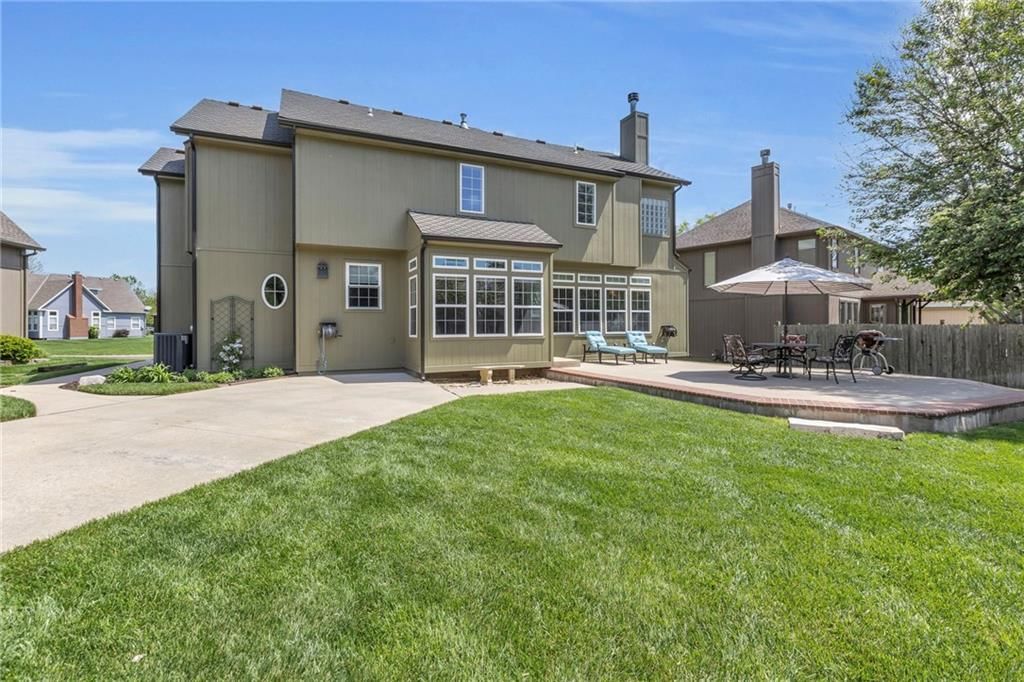 8515 W 156th Terrace — photo 7