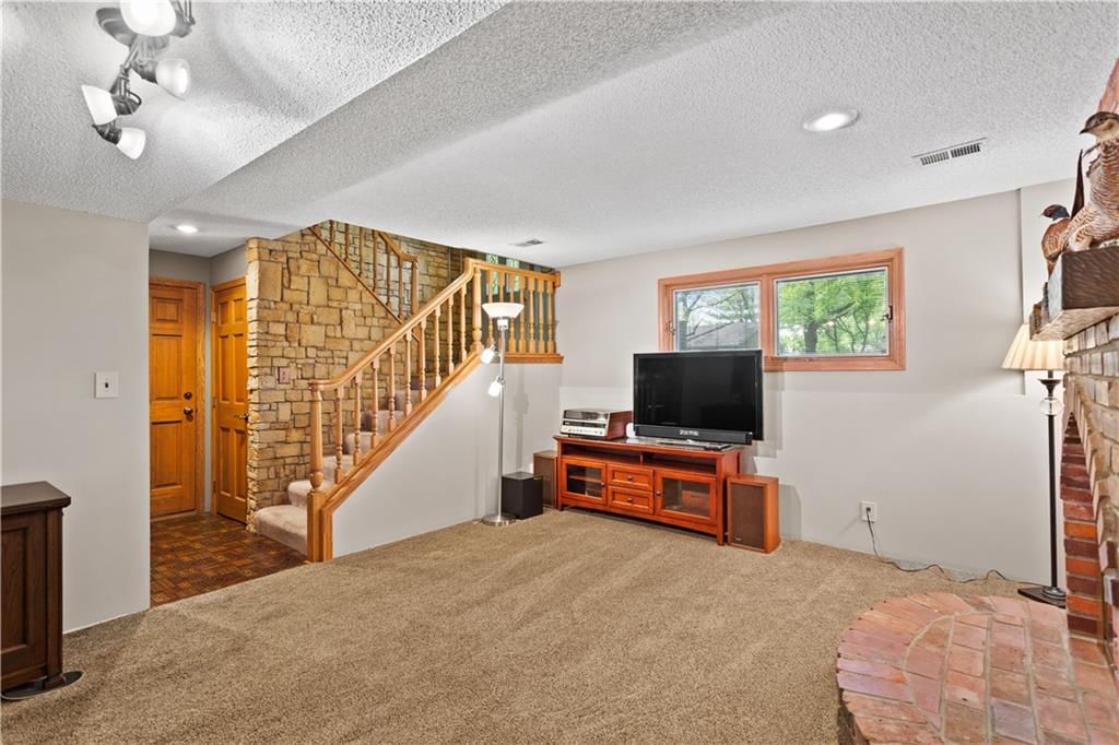 5416 Locust Lane — photo 19