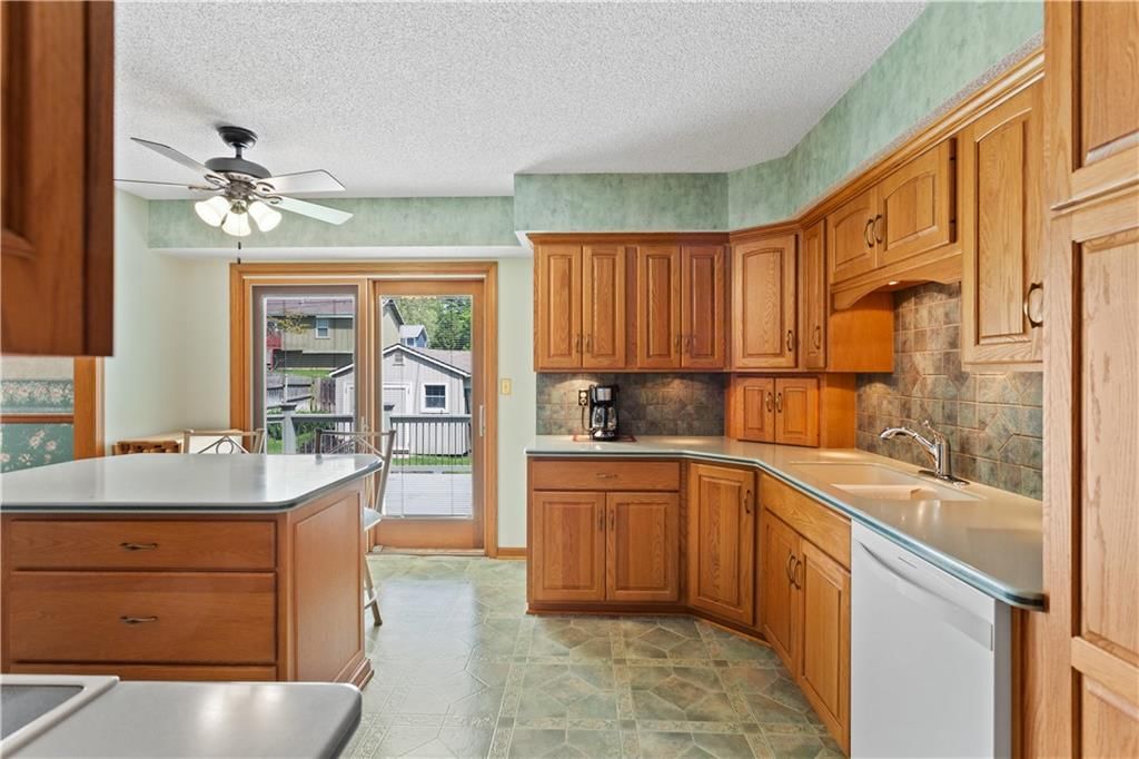 5416 Locust Lane — photo 10
