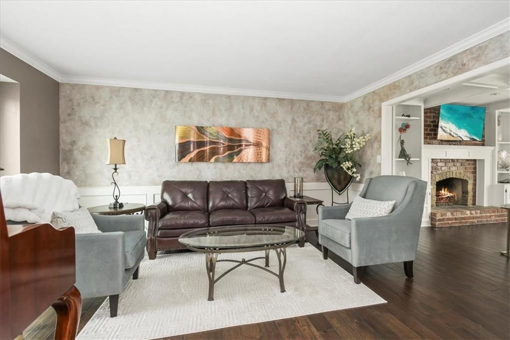 212 NE Landings Circle — photo 11