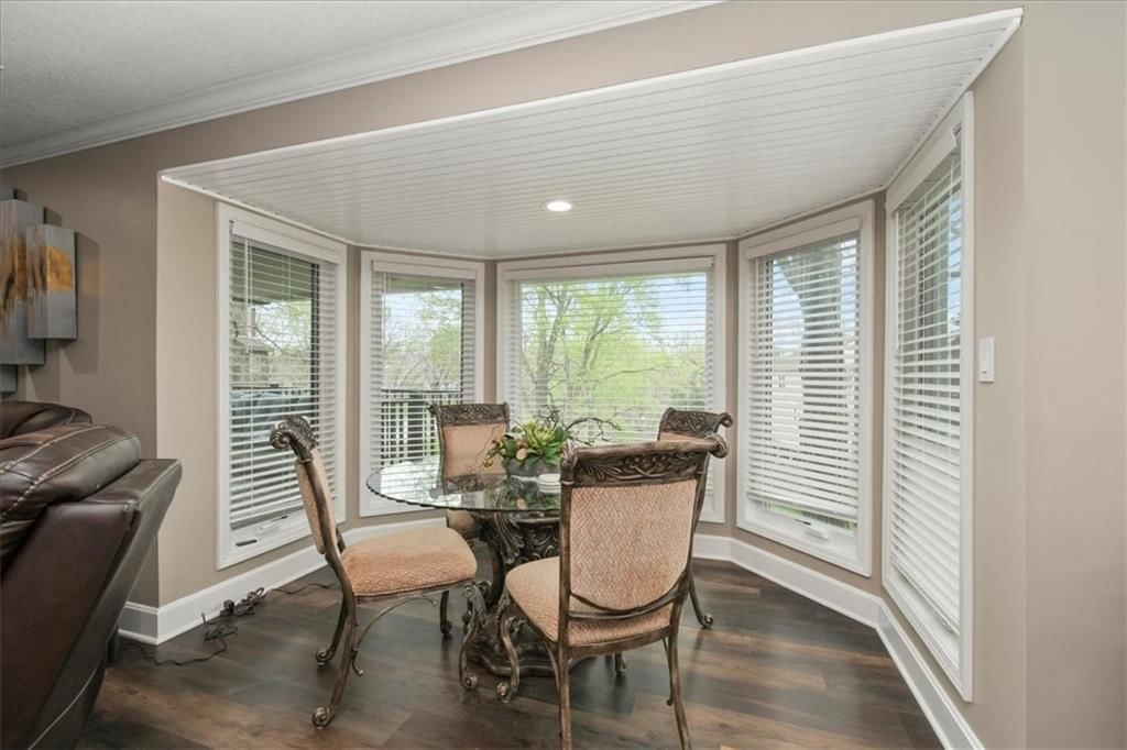 212 NE Landings Circle — photo 35