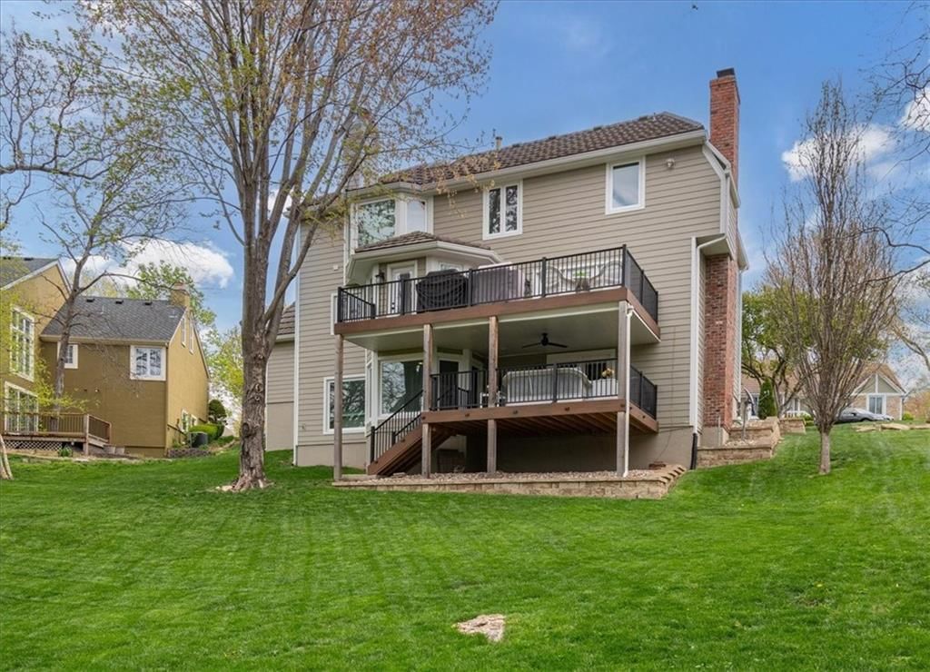 212 NE Landings Circle — photo 42