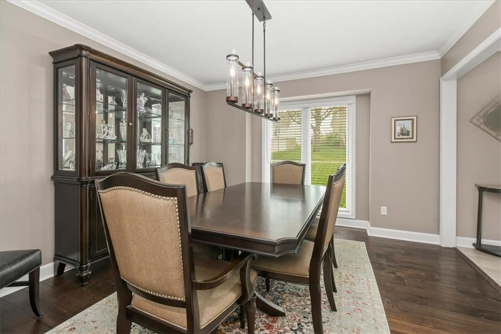 212 NE Landings Circle — photo 10