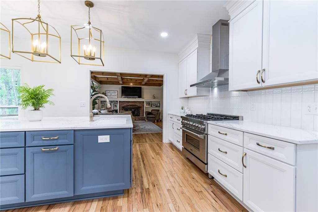 15630 Dearborn Street — photo 14