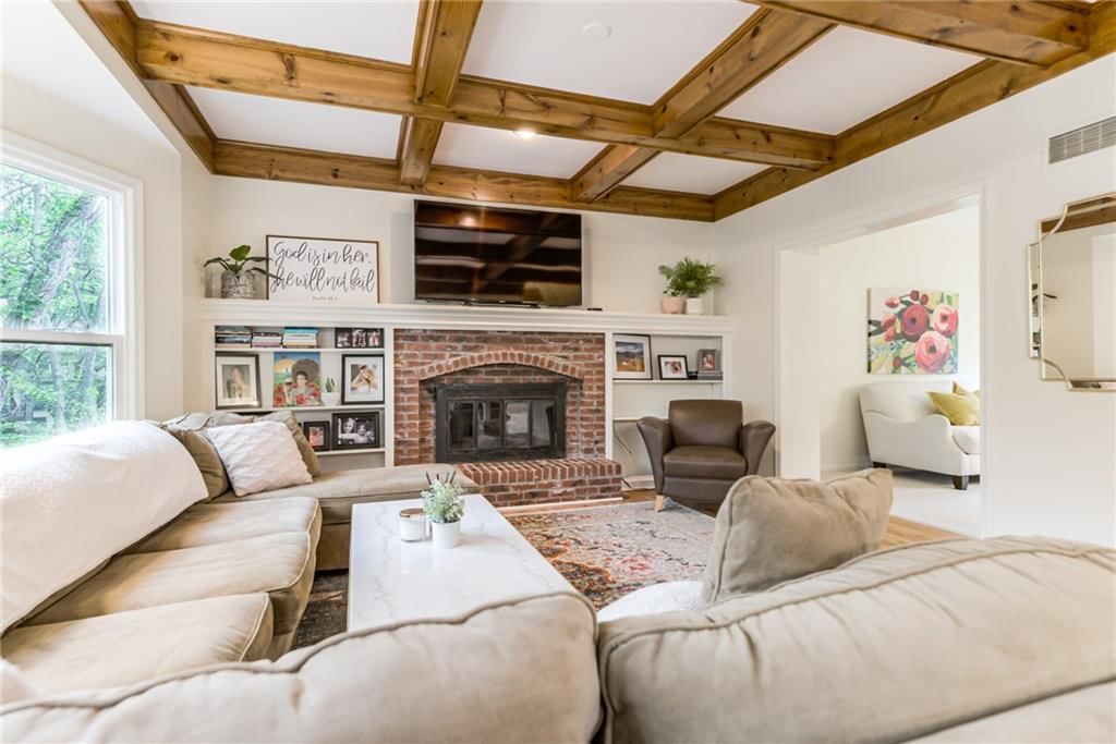 15630 Dearborn Street — photo 9