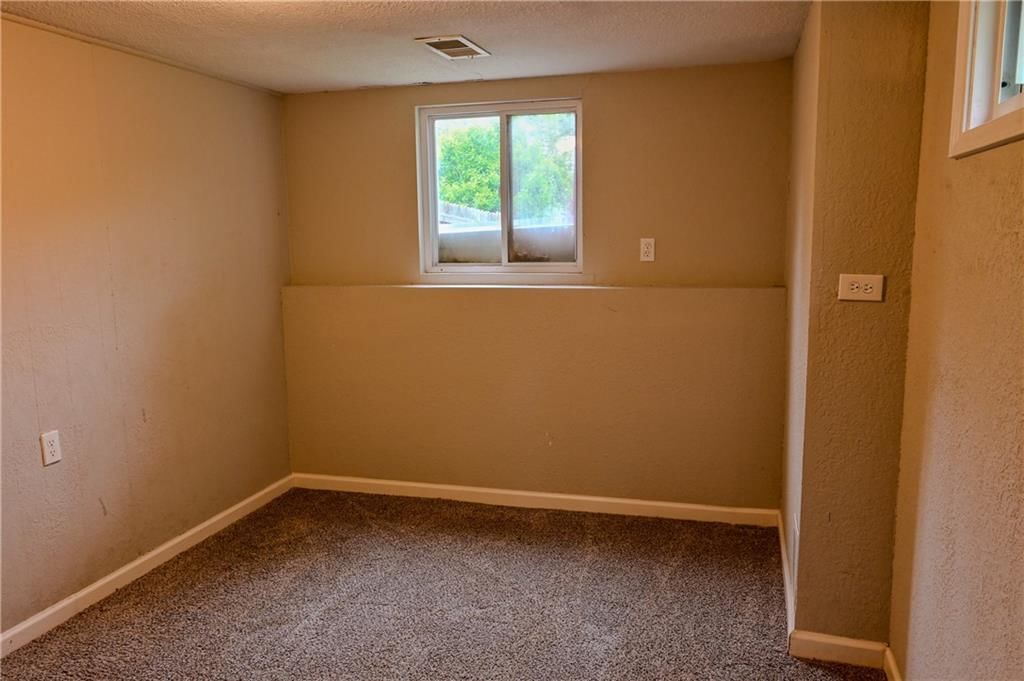 101 W Minor Drive — photo 18