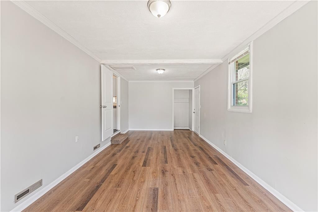 11400 E 27th Street — photo 19