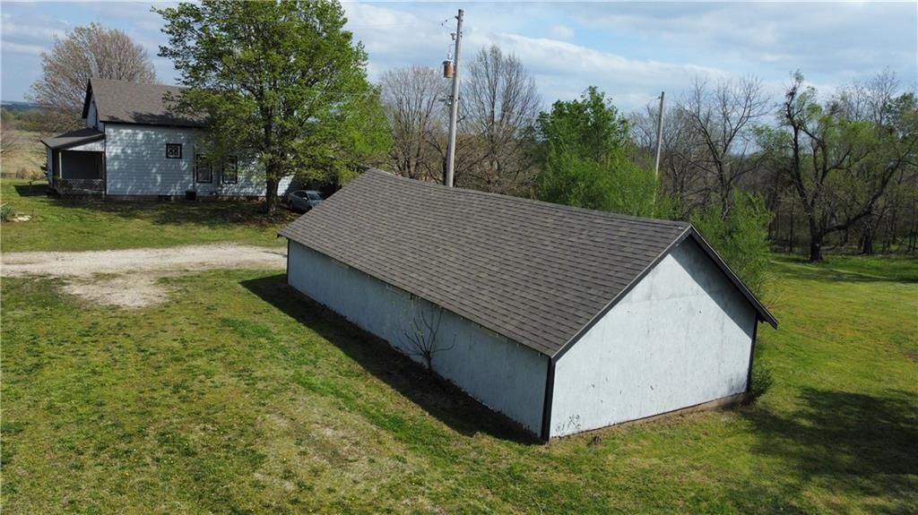 33954 SE 31 Highway — photo 3