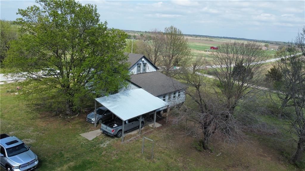 33954 SE 31 Highway — photo 4