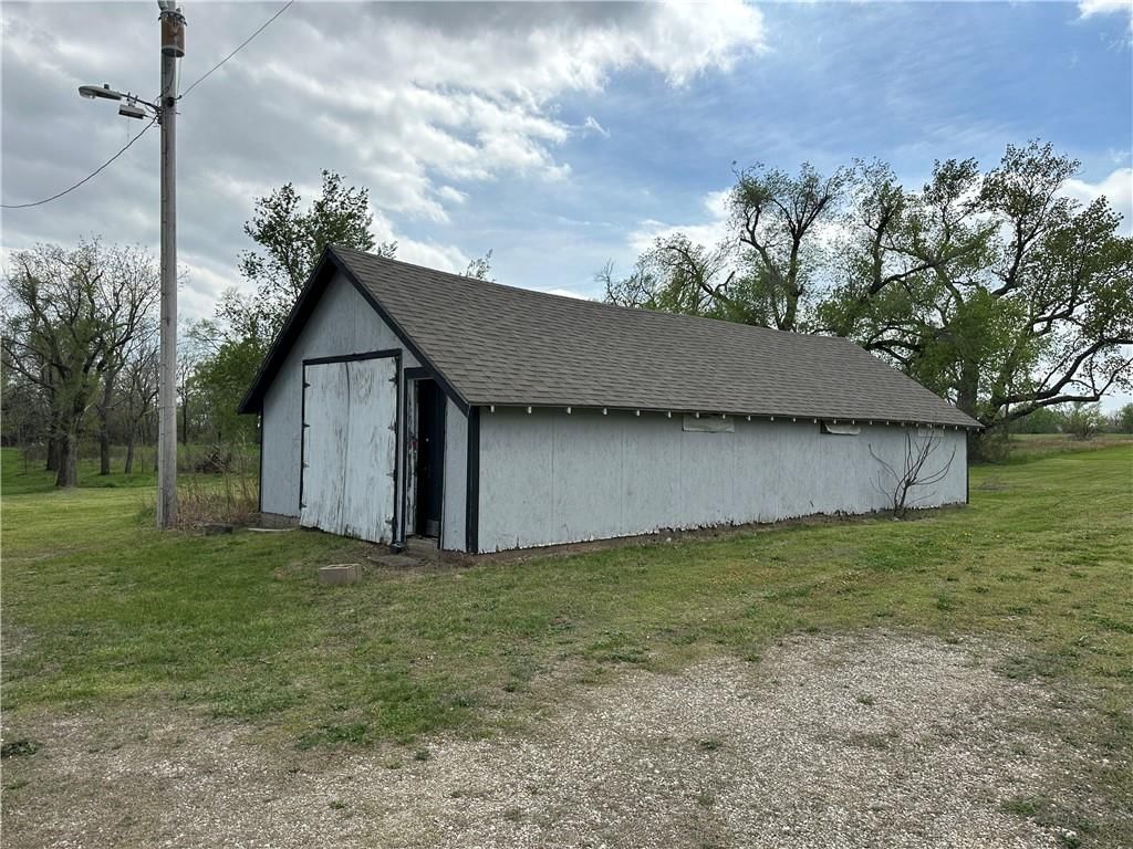 33954 SE 31 Highway — photo 38