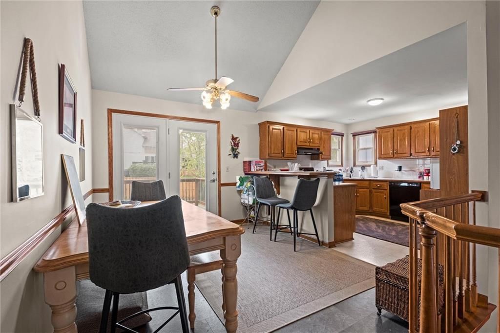6439 Roundtree Street — photo 13