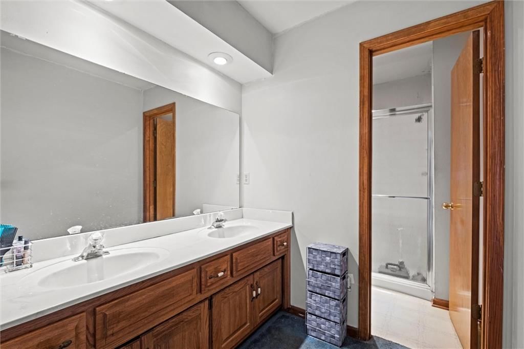 6439 Roundtree Street — photo 17