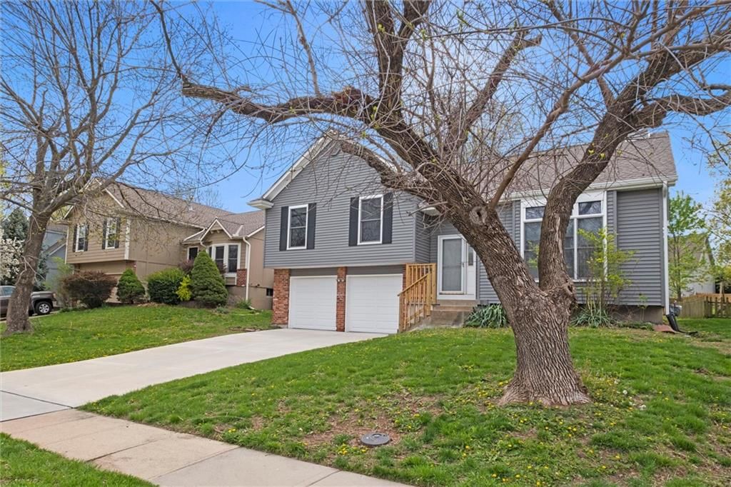 6439 Roundtree Street — photo 3