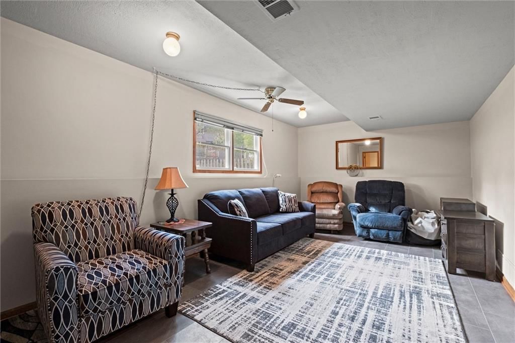 6439 Roundtree Street — photo 21