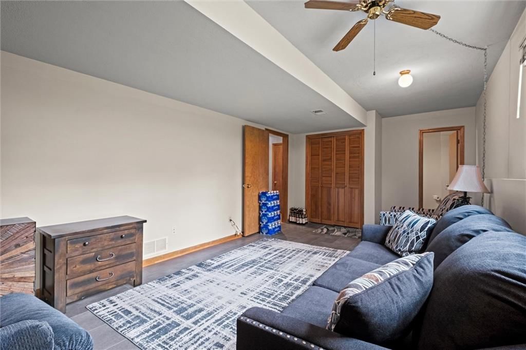 6439 Roundtree Street — photo 22