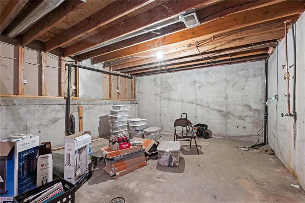 6439 Roundtree Street — photo 25