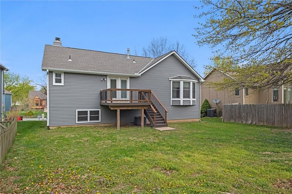 6439 Roundtree Street — photo 28