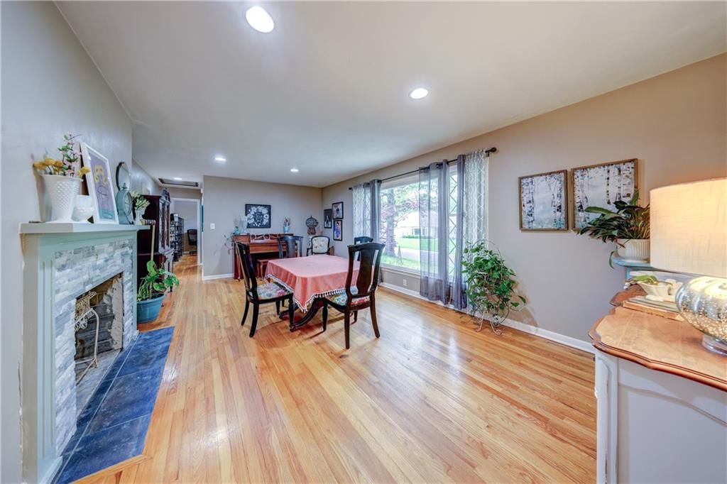 8618 Travis Street — photo 6